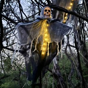 Spooky Halloween Hanging Skull Lantern